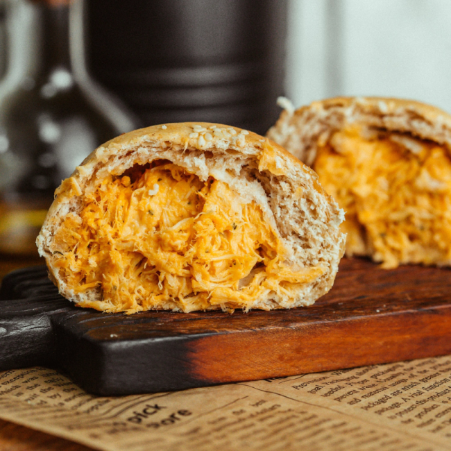 PÃO DE BATATA INTEGRAL C/FRANGO E REQUEIJÃO 110G