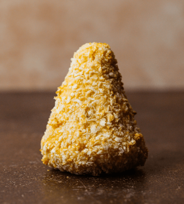 COXINHA FIT DE FRANGO COM REQUEIJÃO 100G