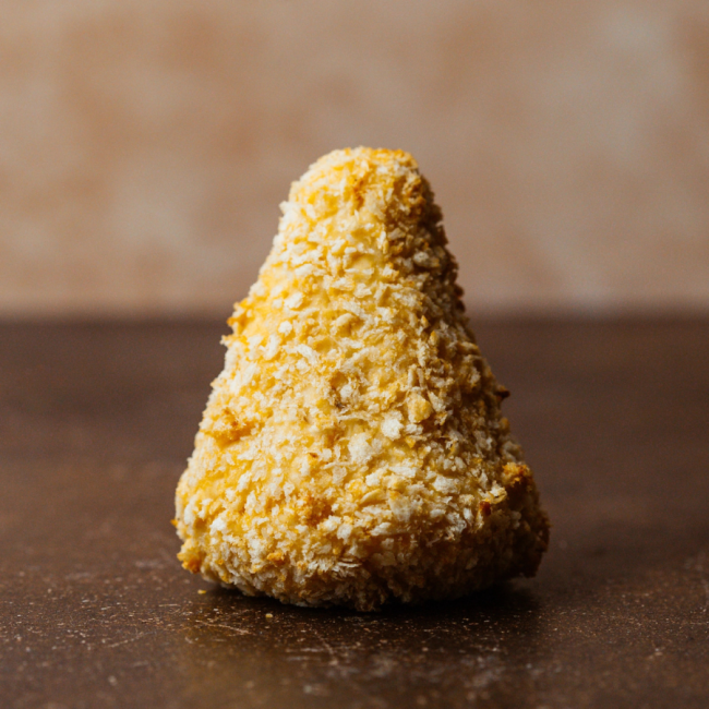 COXINHA FIT DE FRANGO COM REQUEIJÃO 100G