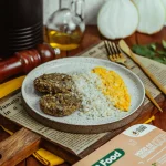 MINI BURGER DE LENTILHA VEGETARIANO COM ARROZ INTEGRAL E CREME DE MILHO 300G