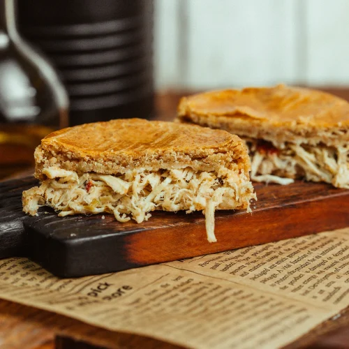MINI TORTA (EMPADÃO) DE FRANGO INTEGRAL 120G
