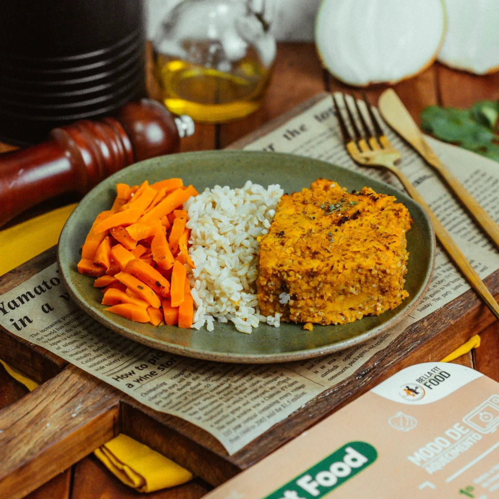 QUIBE DE ABÓBORA VEGETARIANO COM ARROZ INTEGRAL E CENOURA 300G