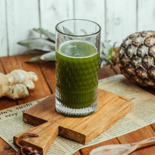 SUCO DETOX VERDE ESCURO
